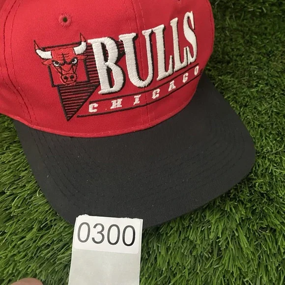 Vintage Chicago Bulls Youngan NBA Officially Licensed Snapback Hat Cap Rare
